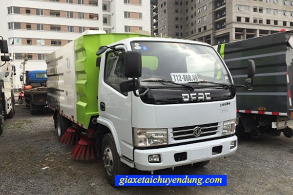 xe chuyen dung