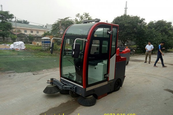 xe chuyen dung