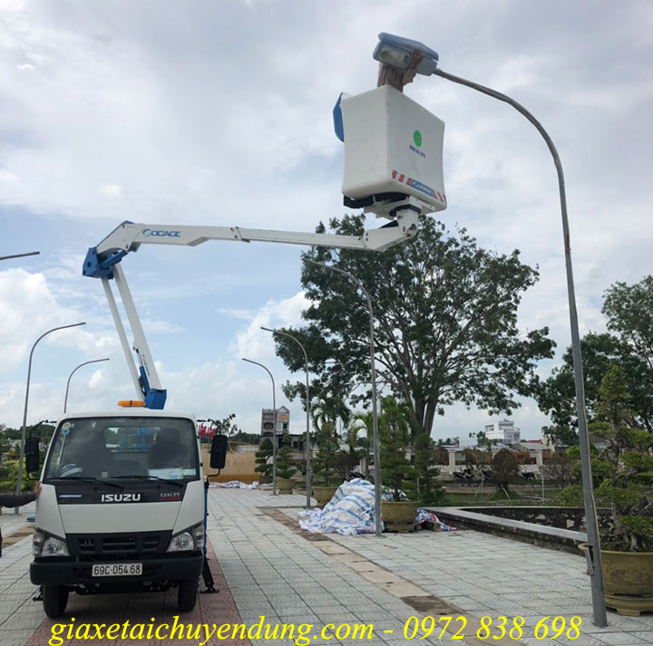 xe ô tô nâng người 14m isuzu socage, xe nâng người 14m isuzu