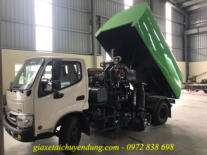 xe quét đường hút bụi hino 3 khối, xe quét đường 3 khối hino xzu342l